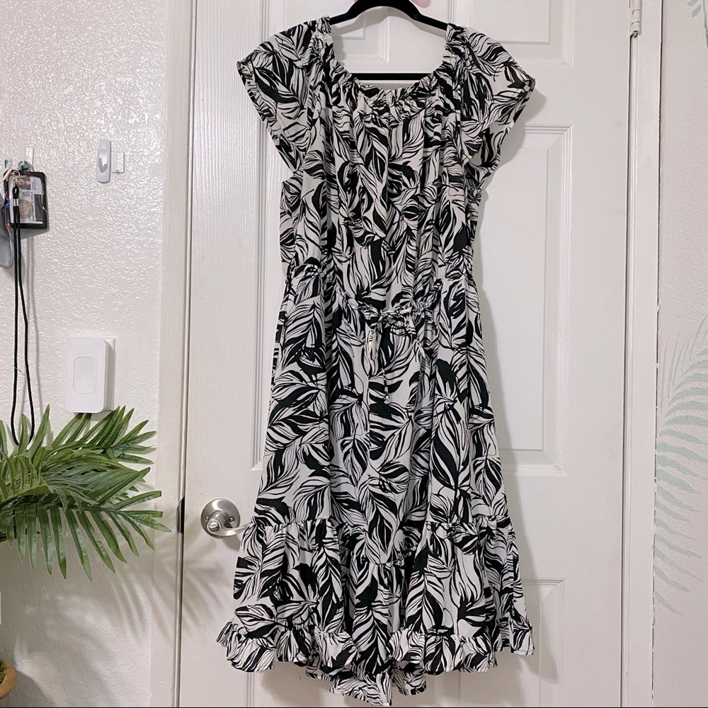 Midi Leaf Print Dress|Peplum Ruffled Hem & Sleeves